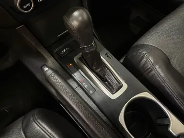 2017 Acura ILX - image 27