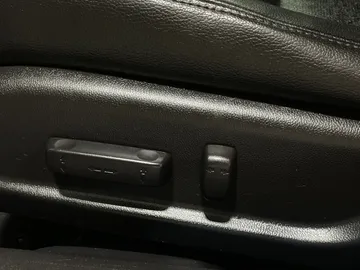 2017 Acura ILX - image 18