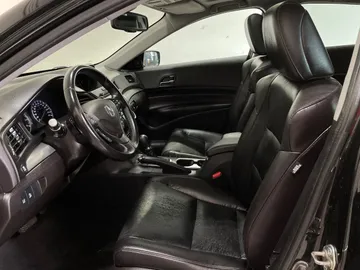 2017 Acura ILX - image 3