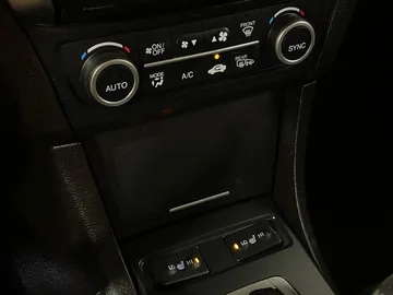 2017 Acura ILX - image 21