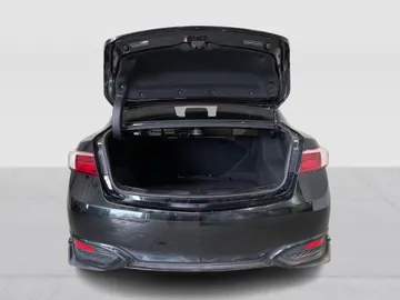 2017 Acura ILX - image 13