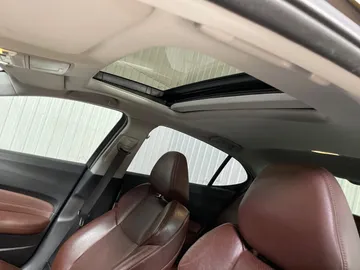 2015 Acura TLX - image 6