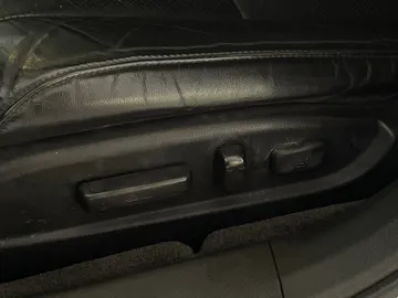 2017 Acura TLX - image 24