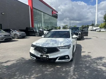 2018 Acura TLX - image 3