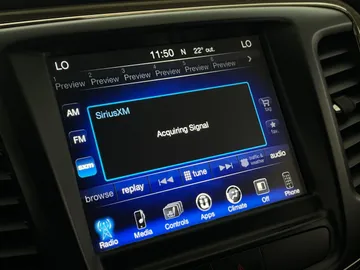 2016 Chrysler 200 - image 23