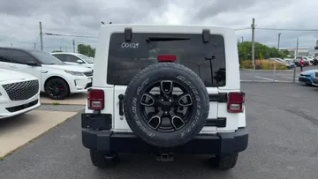2018 Jeep Wrangler JK Unlimited - image 6