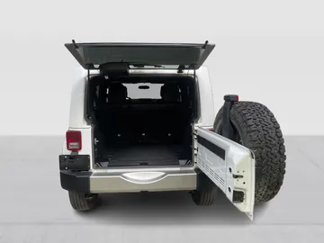 2018 Jeep Wrangler JK Unlimited - image 12