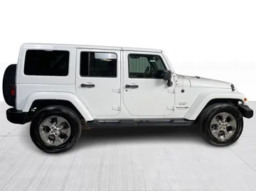 2018 Jeep Wrangler JK Unlimited - image 2