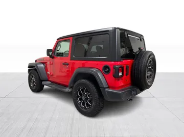 2019 Jeep Wrangler - image 10