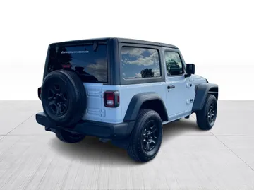2023 Jeep Wrangler - image 14