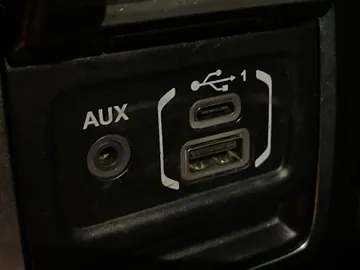 2020 Jeep Wrangler - image 22