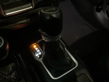 2020 Jeep Wrangler - image 23