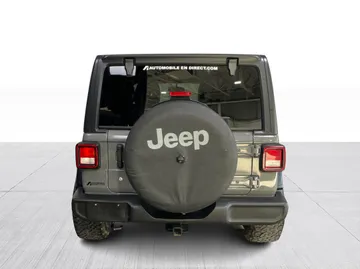 2020 Jeep Wrangler - image 11