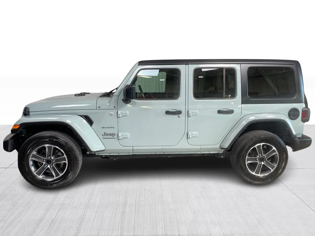 2023 Jeep Wrangler — photo 8