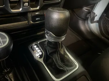2023 Jeep Wrangler - image 27