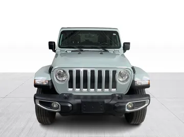 2023 Jeep Wrangler - image 7