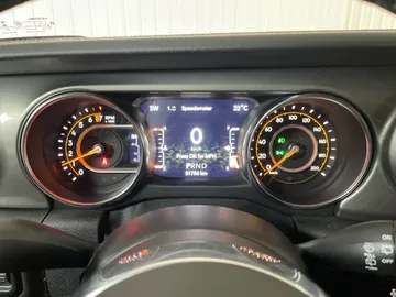 2021 Jeep Wrangler - image 15