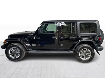 2021 Jeep Wrangler - image 9