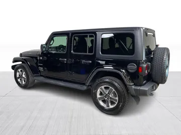 2021 Jeep Wrangler - image 10