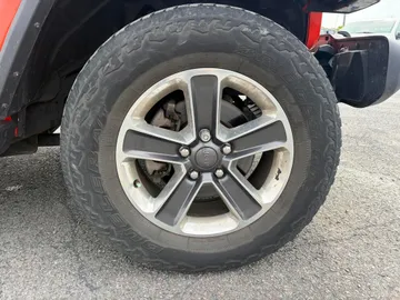 2019 Jeep Wrangler Unlimited - image 7