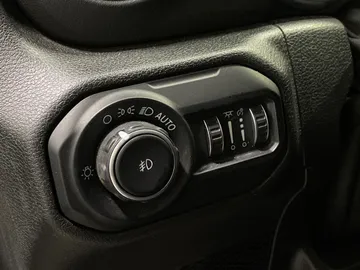 2019 Jeep Wrangler Unlimited - image 30
