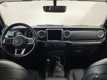 2019 Jeep Wrangler Unlimited - image 4