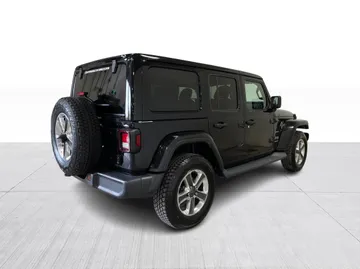 2019 Jeep Wrangler Unlimited - image 14