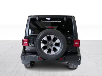 2021 Jeep Wrangler - image 12
