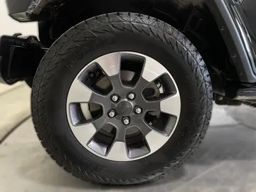 2021 Jeep Wrangler - image 6