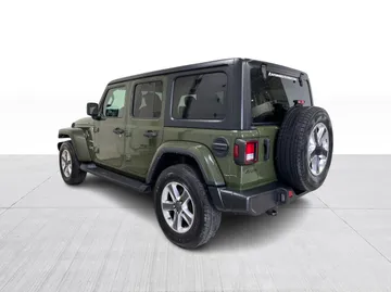 2021 Jeep Wrangler - image 11