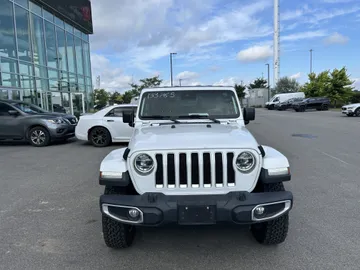 2020 Jeep Wrangler Unlimited - image 2