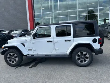 2020 Jeep Wrangler Unlimited - image 4