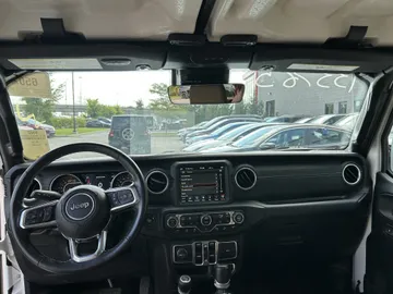 2020 Jeep Wrangler Unlimited - image 8
