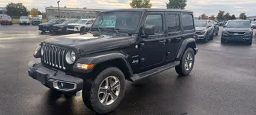 2023 Jeep Wrangler - image 3