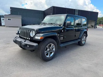 2021 Jeep Wrangler - image 3