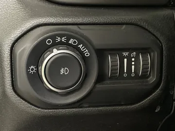2021 Jeep Wrangler - image 16