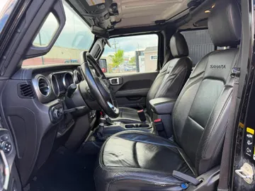 2021 Jeep Wrangler - image 8