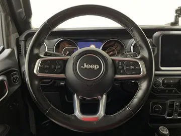 2020 Jeep Wrangler Unlimited - image 24
