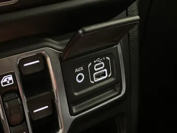 2020 Jeep Wrangler Unlimited - image 26