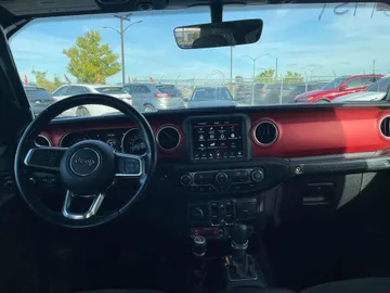 2021 Jeep Wrangler - image 9