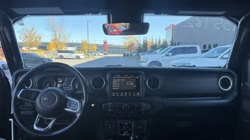 2021 Jeep Wrangler 4xe - image 9