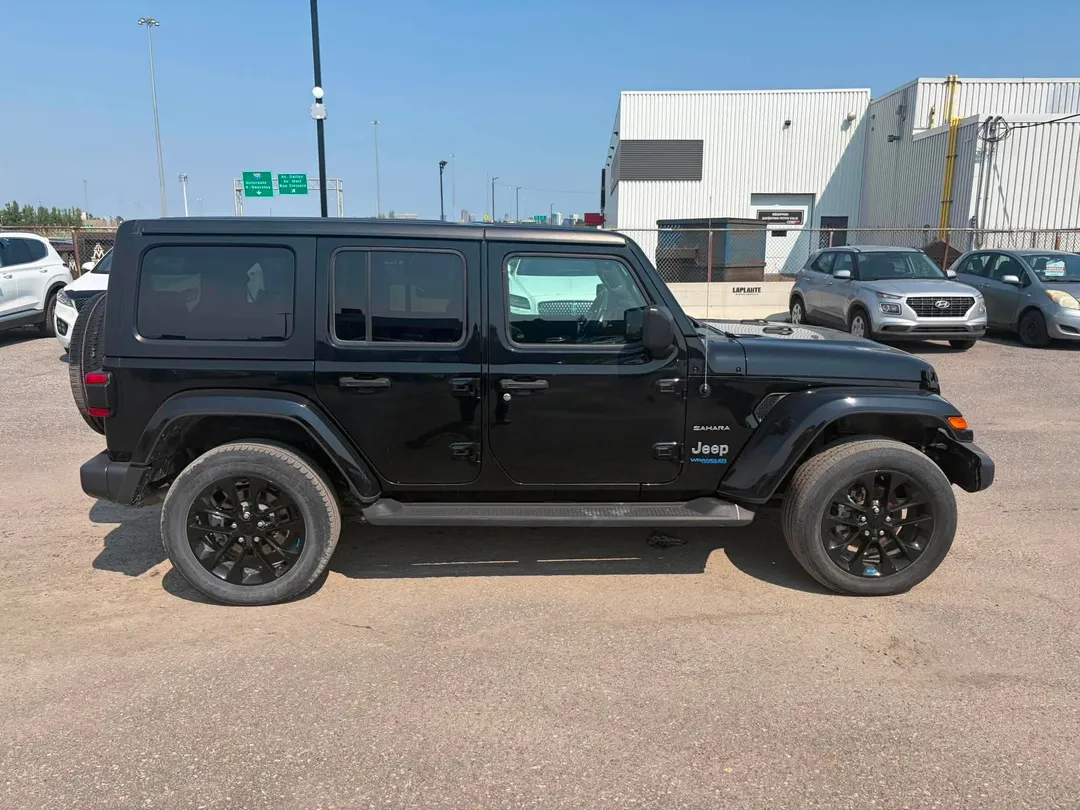 2022 Jeep Wrangler 4xe — photo 5