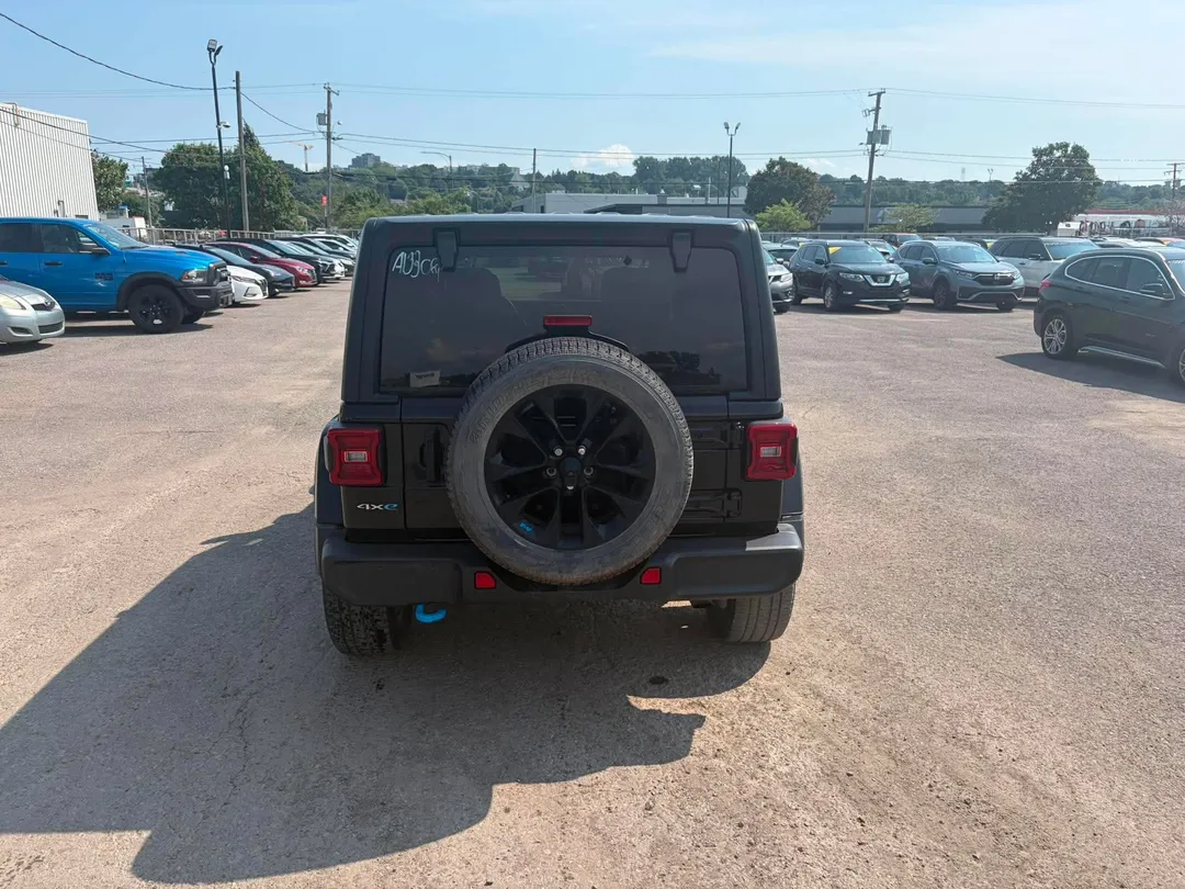 2022 Jeep Wrangler 4xe — photo 6