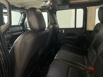 2022 Jeep Wrangler 4xe - image 11