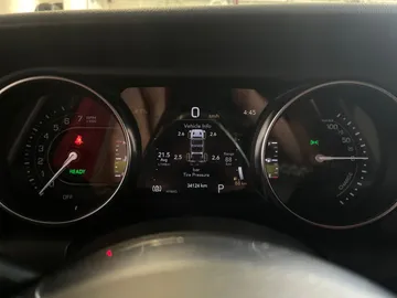 2022 Jeep Wrangler 4xe - image 13