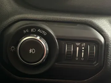 2022 Jeep Wrangler 4xe - image 15
