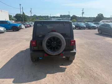 2022 Jeep Wrangler 4xe - image 7