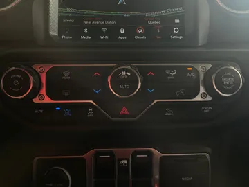 2022 Jeep Wrangler 4xe - image 22