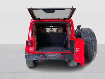 2021 Jeep Wrangler 4xe - image 13
