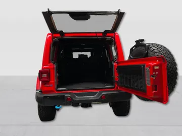 2022 Jeep Wrangler 4xe - image 13